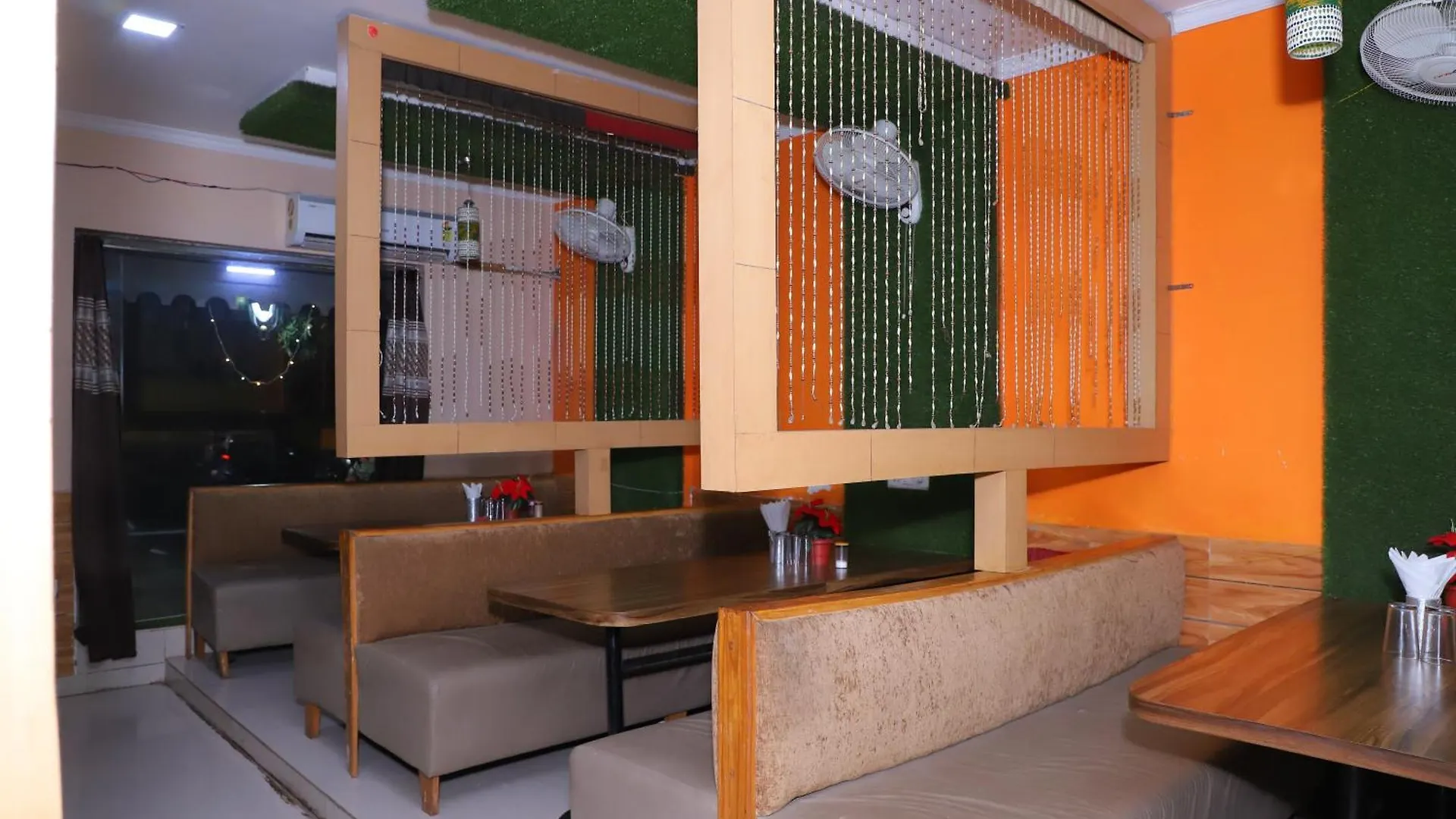 Hotel Midway Taj Agra  2*, Agra (Uttar Pradesh)